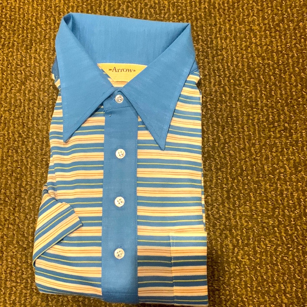 Vintage Arrow Short Sleeve shirt